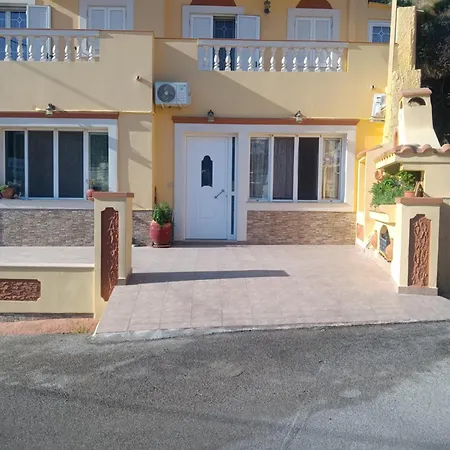 公寓 Theodore's Mansion Your Aristocratic Escape In Greece *