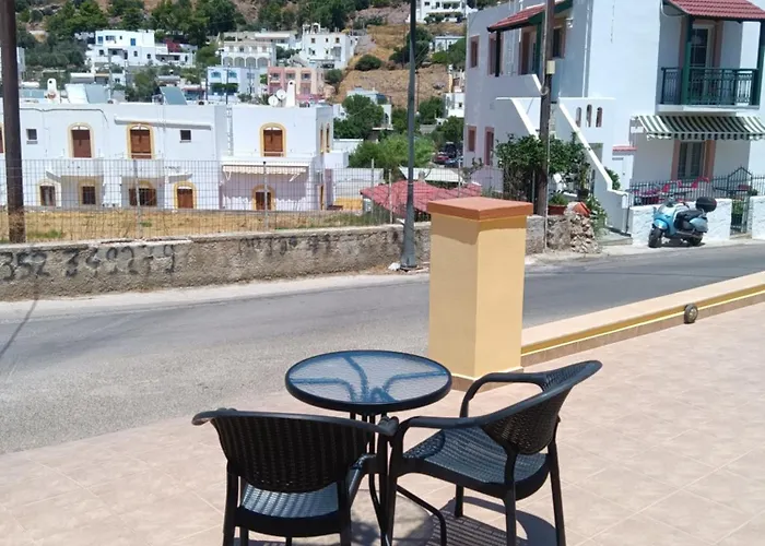 Theodore's Mansion Your Aristocratic Escape In Greece شقة *